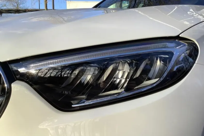 Mercedes-Benz GLC 300 din 2022 cu 19.900 km - oferta MER115481 - foto 4