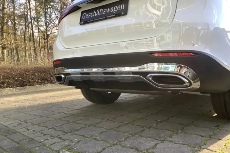 Mercedes-Benz GLC 300 din 2022 cu 19.900 km - oferta MER115481 - foto 13