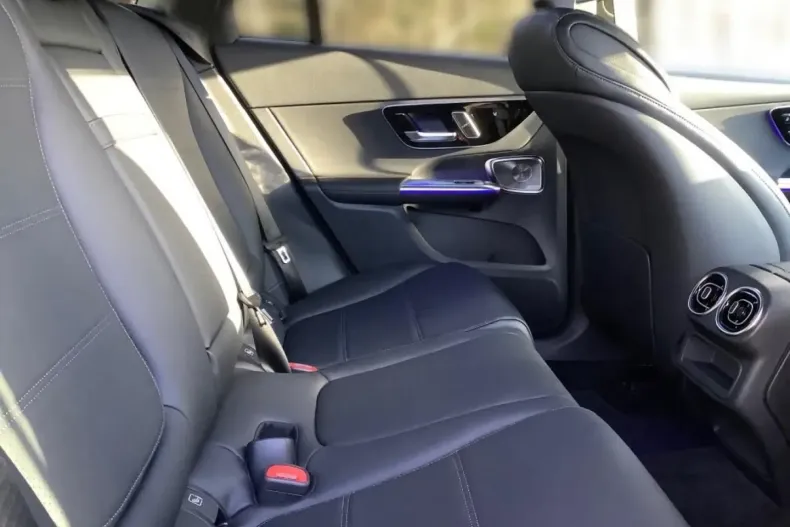 Mercedes-Benz GLC 300 din 2022 cu 19.900 km - oferta MER115481 - foto 15