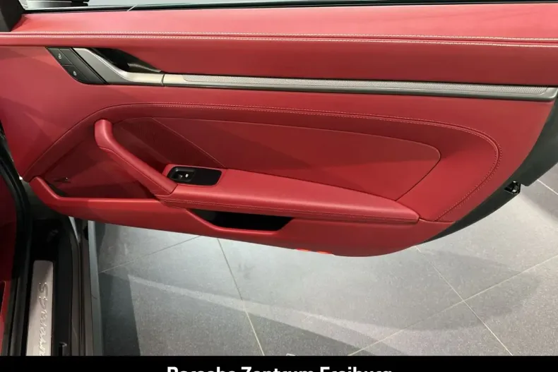 Porsche 992 din 2023 cu 19.700 km - oferta POR115484 - foto 28