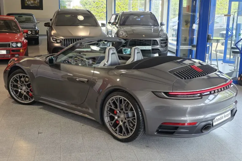 Porsche 992 din 2023 cu 30.800 km - oferta POR115490 - foto 3