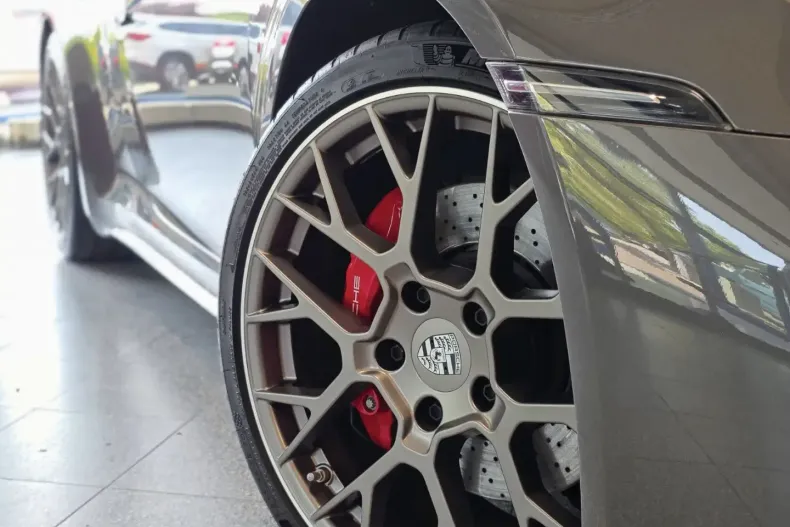 Porsche 992 din 2023 cu 30.800 km - oferta POR115490 - foto 10