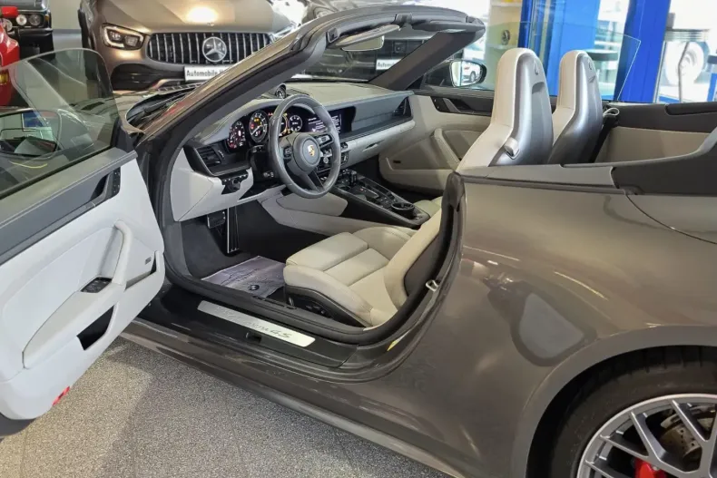 Porsche 992 din 2023 cu 30.800 km - oferta POR115490 - foto 11