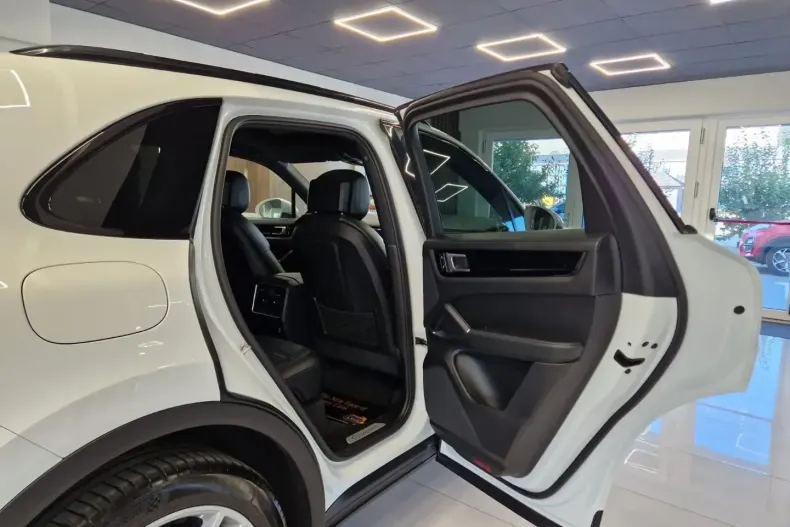 Porsche Cayenne din 2020 cu 73.900 km - oferta POR115491 - foto 31