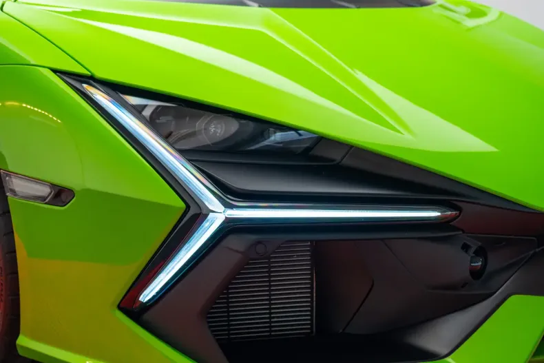 Lamborghini Revuelto din 2025 cu 400 km - oferta LAM115494 - foto 3