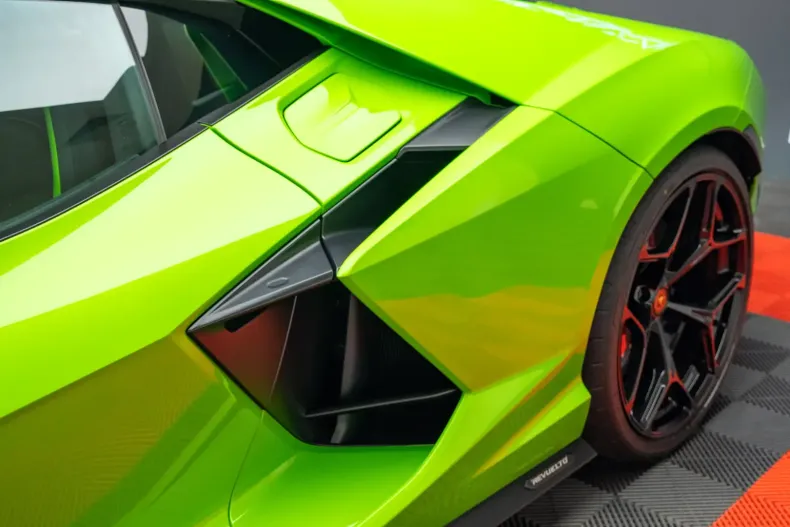 Lamborghini Revuelto din 2025 cu 400 km - oferta LAM115494 - foto 14