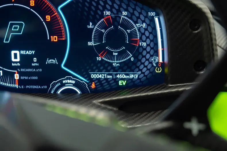 Lamborghini Revuelto din 2025 cu 400 km - oferta LAM115494 - foto 19