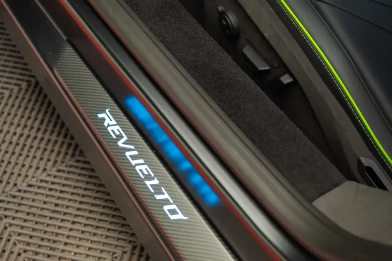 Lamborghini Revuelto din 2025 cu 400 km - oferta LAM115494 - foto 22