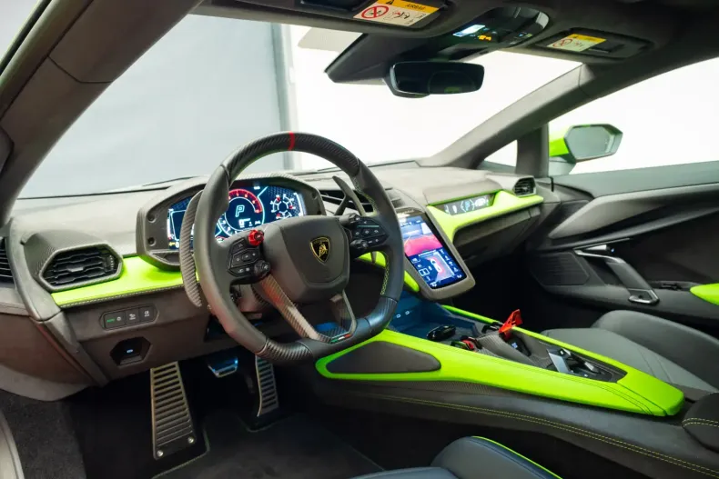 Lamborghini Revuelto din 2025 cu 400 km - oferta LAM115494 - foto 25