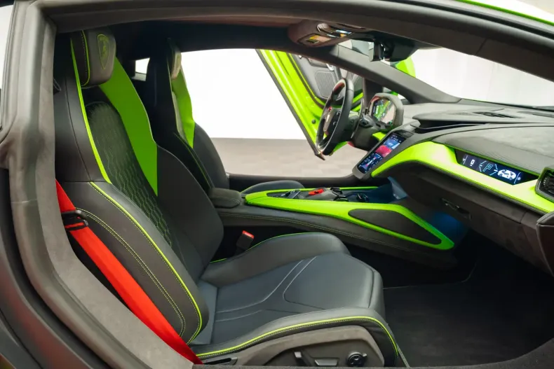 Lamborghini Revuelto din 2025 cu 400 km - oferta LAM115494 - foto 35