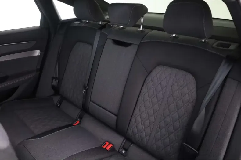 Audi A6 din 2025 cu 15 km - oferta AUD115501 - foto 9