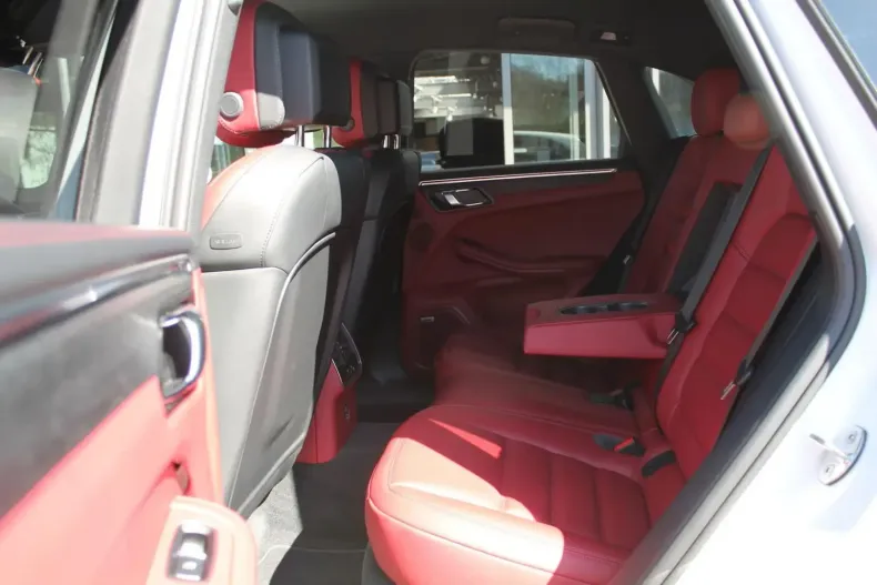 Porsche Macan din 2024 cu 37.442 km - oferta POR115507 - foto 10