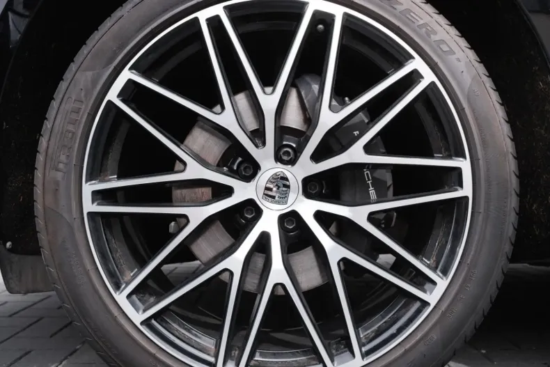 Porsche Macan din 2023 cu 18.900 km - oferta POR115508 - foto 9