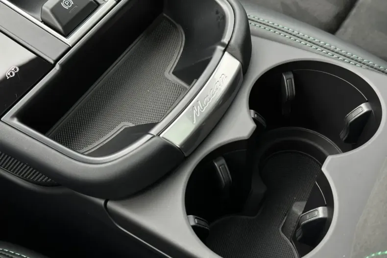 Porsche Macan din 2023 cu 30.900 km - oferta POR115510 - foto 12