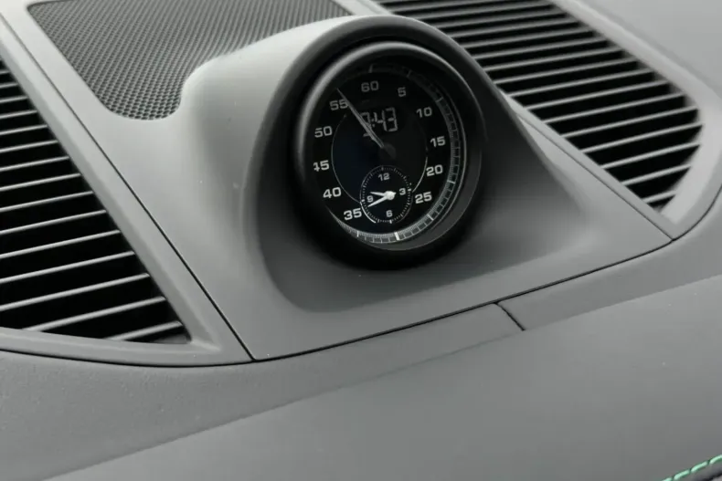 Porsche Macan din 2023 cu 30.900 km - oferta POR115510 - foto 19