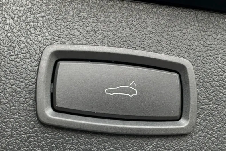 Porsche Macan din 2023 cu 30.900 km - oferta POR115510 - foto 25