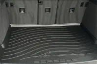 Porsche Macan din 2023 cu 30.900 km - oferta POR115510 - foto 26