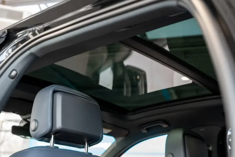 Volkswagen Touareg din 2025 cu 7.500 km - oferta VOL115511 - foto 13