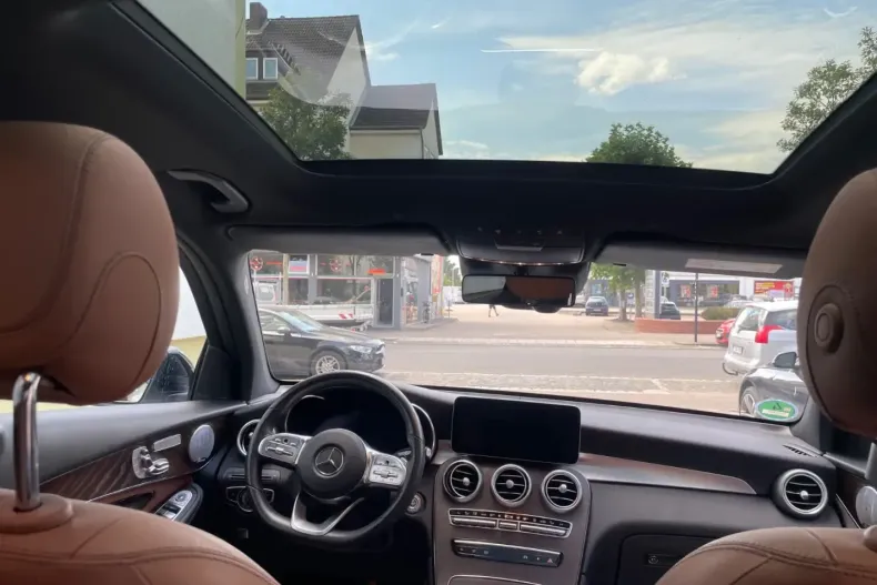 Mercedes-Benz GLC 400 din 2020 cu 94.367 km - oferta MER115512 - foto 10