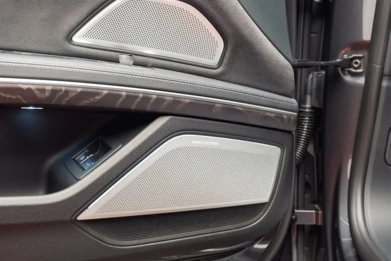 Audi A8 din 2022 cu 50.000 km - oferta AUD115514 - foto 17