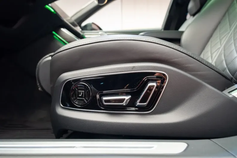 Audi A8 din 2022 cu 50.000 km - oferta AUD115514 - foto 21