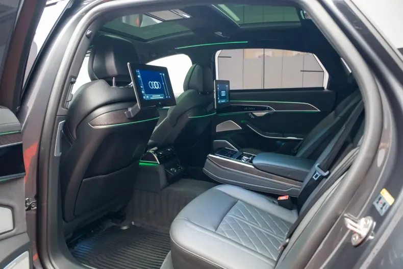 Audi A8 din 2022 cu 50.000 km - oferta AUD115514 - foto 30