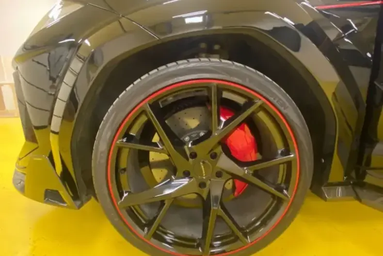 Lamborghini Urus din 2022 cu 26.500 km - oferta LAM115520 - foto 3