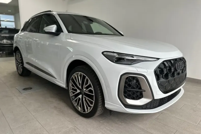 Audi Q5 din 2025 cu 1.850 km - oferta AUD115524 - foto 1
