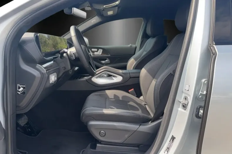 Mercedes-Benz GLE 450 din 2023 cu 9.987 km - oferta MER115529 - foto 7