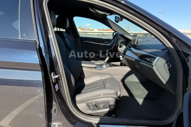 BMW 530 din 2021 cu 30.560 km - oferta BMW115538 - foto 10