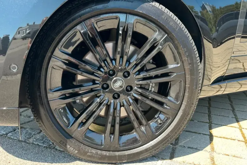 Land Rover Range Rover din 2025 cu 3.000 km - oferta LAN115539 - foto 9