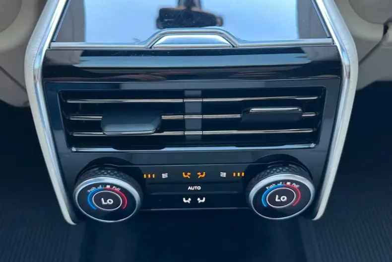 Land Rover Range Rover din 2025 cu 3.000 km - oferta LAN115539 - foto 16