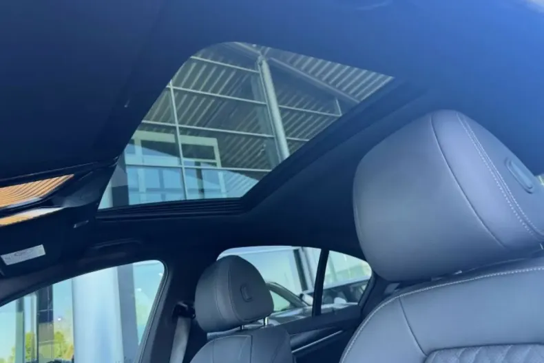 BMW 545 din 2022 cu 58.036 km - oferta BMW115543 - foto 13