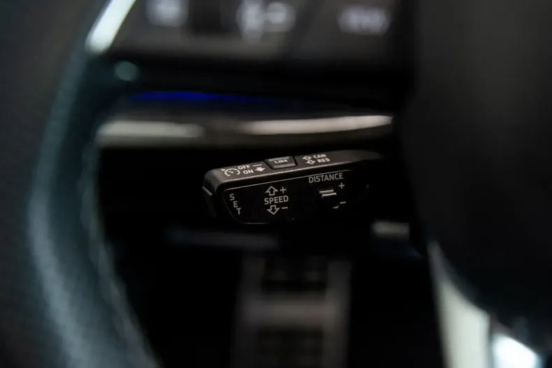 Audi Q8 din 2022 cu 39.800 km - oferta AUD115545 - foto 27