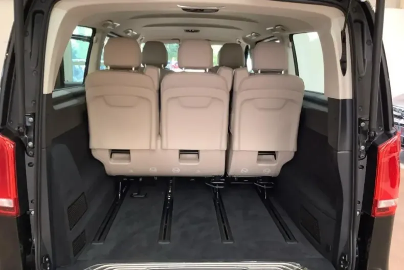 Mercedes-Benz V 300 din 2024 cu 16.500 km - oferta MER115551 - foto 16