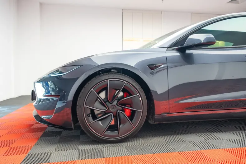 Tesla Model 3 din 2024 cu 3.000 km - oferta TES115552 - foto 6