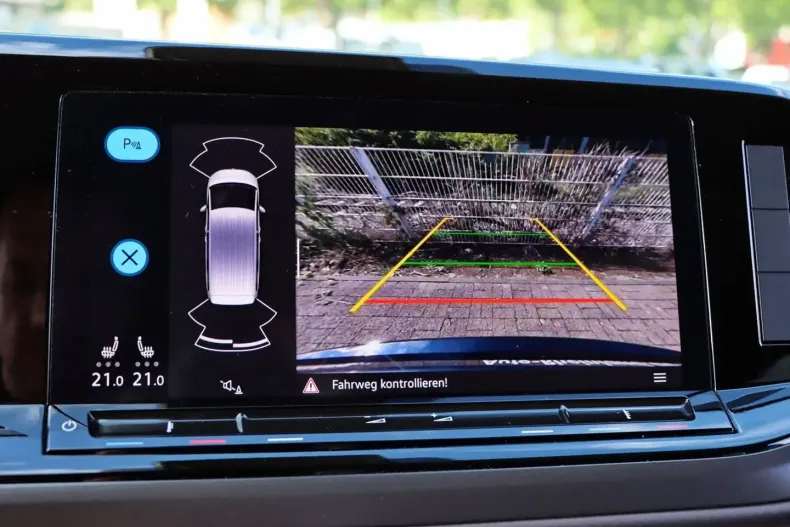 Volkswagen T7 Multivan din 2024 cu 35.190 km - oferta VOL115553 - foto 6