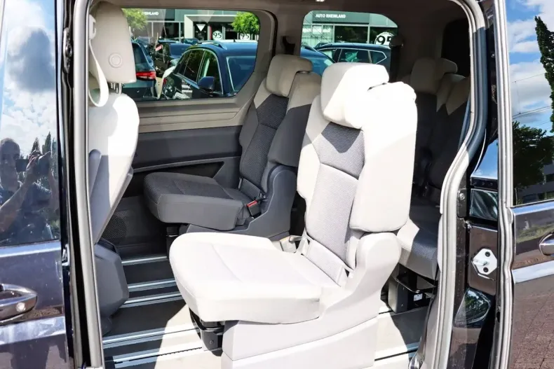 Volkswagen T7 Multivan din 2024 cu 35.190 km - oferta VOL115553 - foto 10