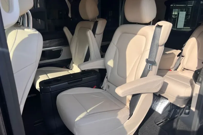 Mercedes-Benz V 300 din 2024 cu 55.585 km - oferta MER115554 - foto 6