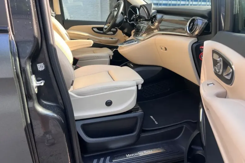 Mercedes-Benz V 300 din 2024 cu 55.585 km - oferta MER115554 - foto 12