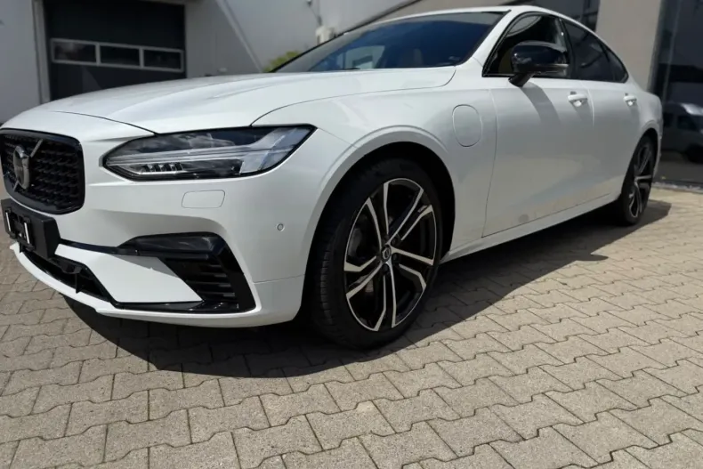 Volvo S90 din 2024 cu 28.987 km - oferta VOL115558 - foto 4