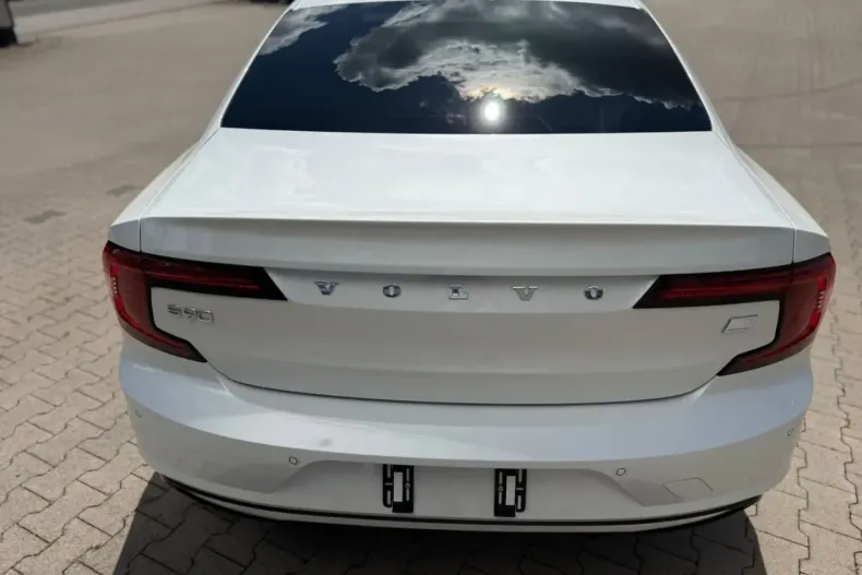 Volvo S90 din 2024 cu 28.987 km - oferta VOL115558 - foto 8