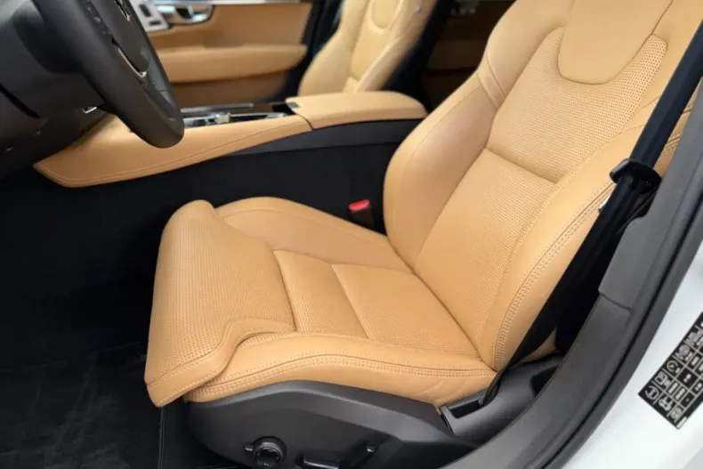 Volvo S90 din 2024 cu 28.987 km - oferta VOL115558 - foto 14