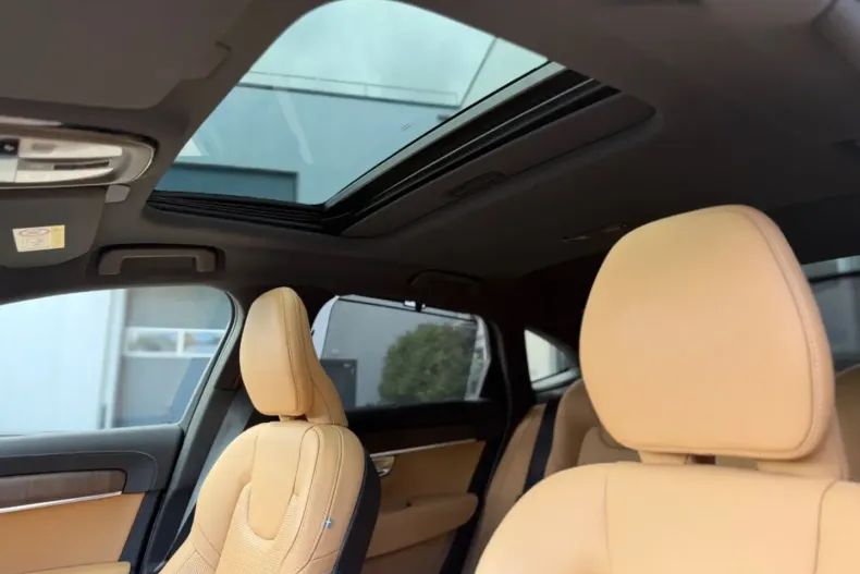 Volvo S90 din 2024 cu 28.987 km - oferta VOL115558 - foto 16