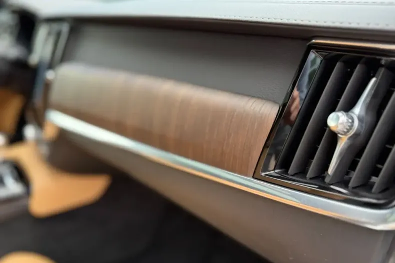 Volvo S90 din 2024 cu 28.987 km - oferta VOL115558 - foto 19