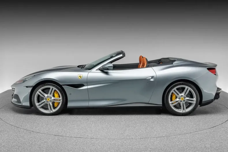 Ferrari Portofino din 2022 cu 2.800 km - oferta FER115564 - foto 2