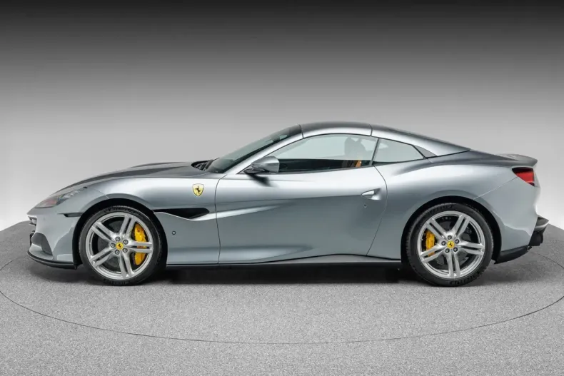 Ferrari Portofino din 2022 cu 2.800 km - oferta FER115564 - foto 6