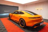 Porsche Taycan din 2020 cu 56.500 km - oferta POR115568 - foto 3