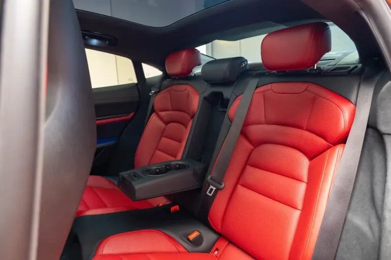 Porsche Taycan din 2020 cu 56.500 km - oferta POR115568 - foto 12