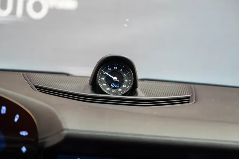 Porsche Taycan din 2020 cu 56.500 km - oferta POR115568 - foto 28